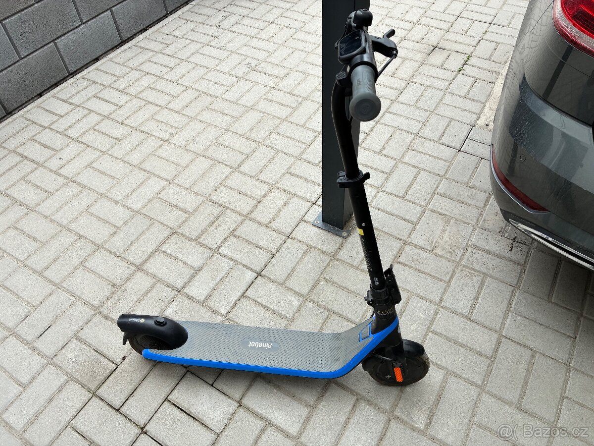 Ninebot eKickScooter C2 pro E Elektrokolobezka