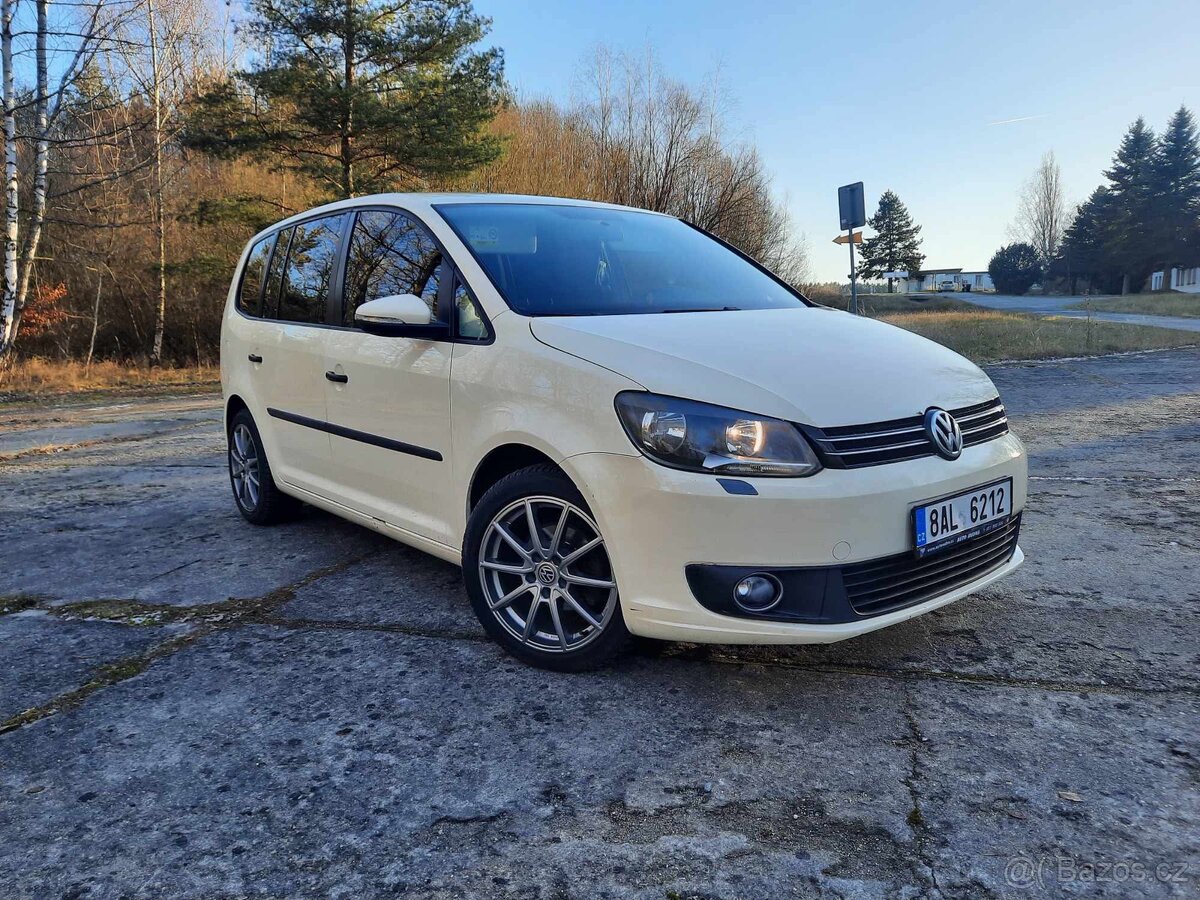 VW Touran 2.0 tdi 2015