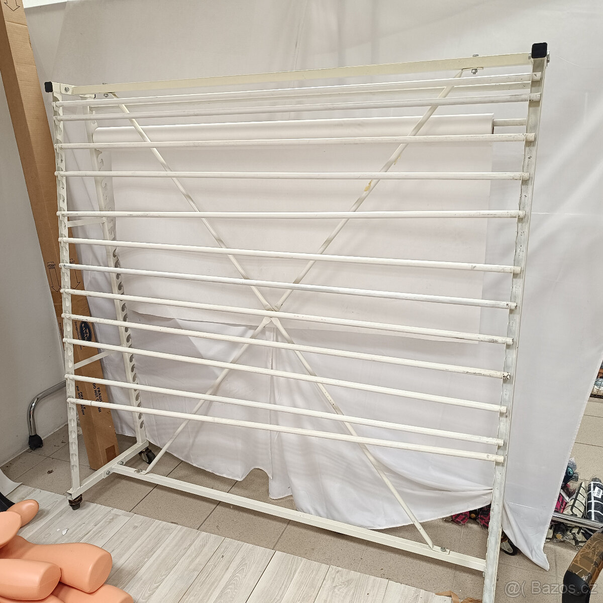 Stojan na pvc ubrusy