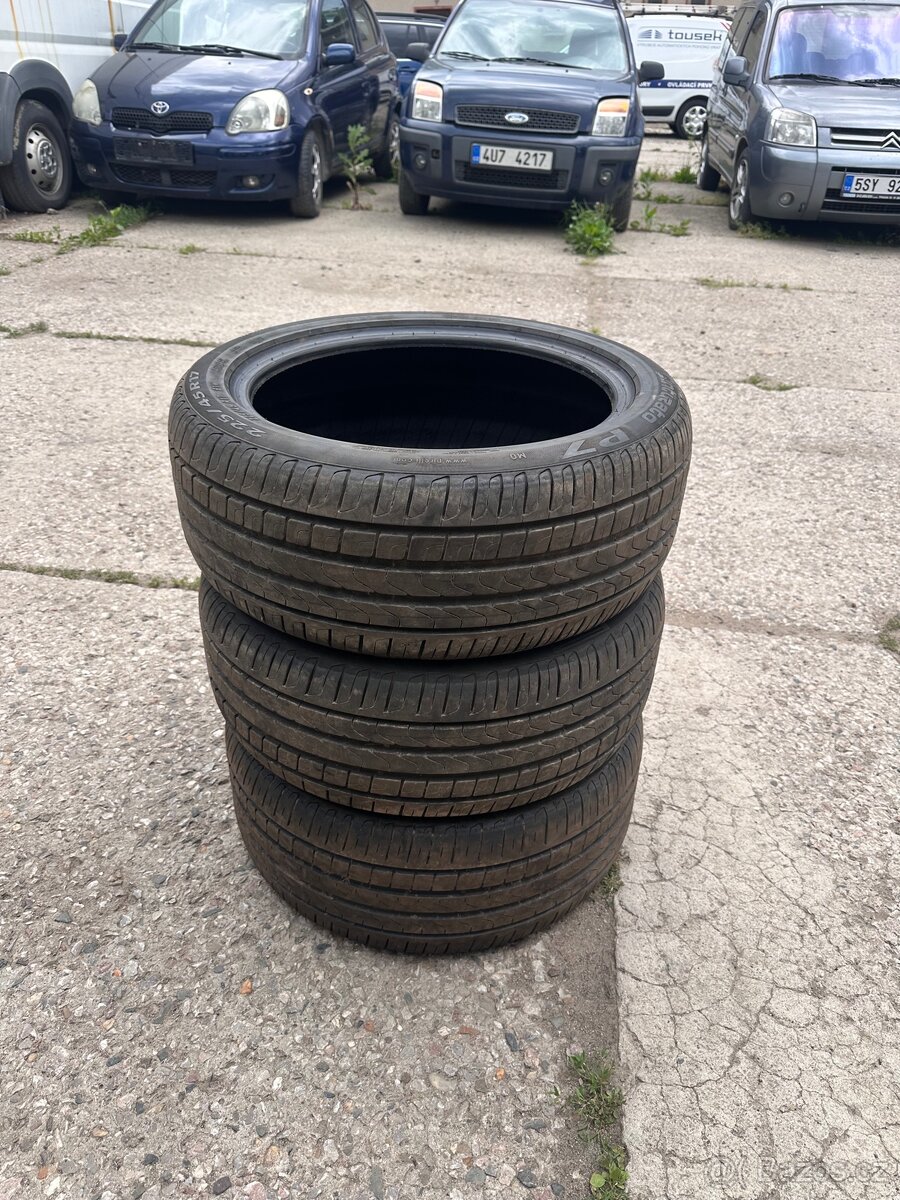 Pirelli cinturato 225/45 R17