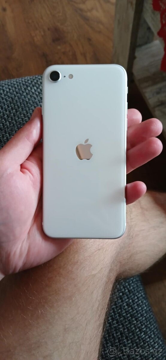 iPhone se 2020