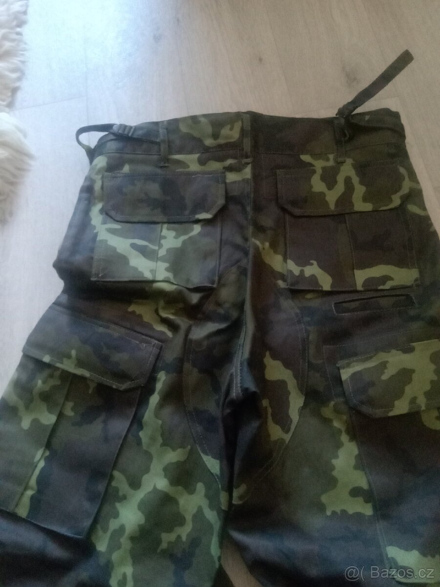 Prodám maskáčové kalhoty