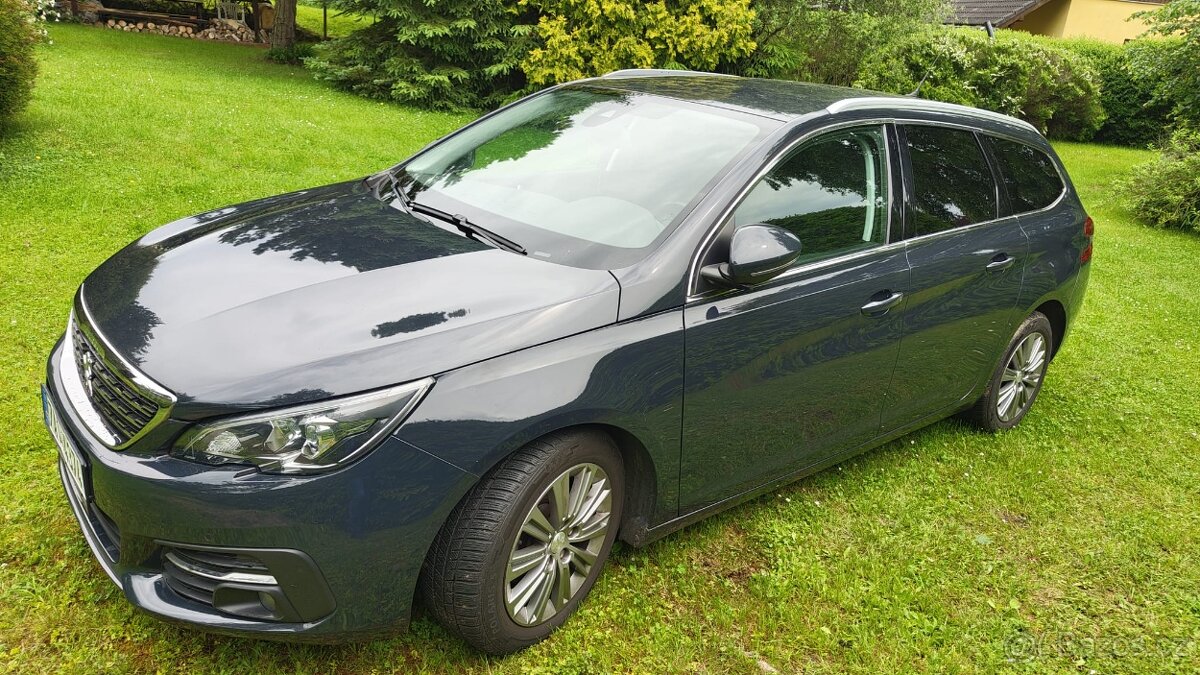 Peugeot 308 SW Allure 1,2 PureTech 96kw