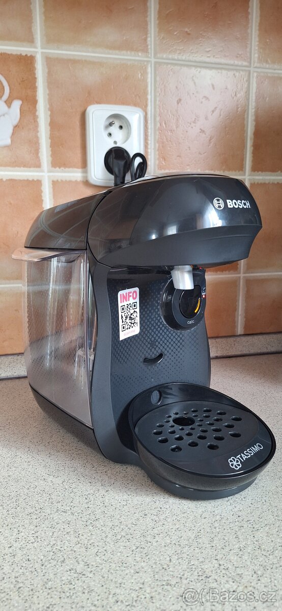 Zánovní kávovar na kapsle Bosch Tassimo TAS1002N