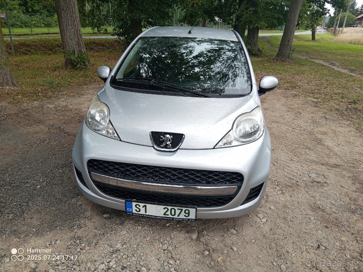 Peugeot 107 2011 5dv. 1.0 Benzín 106.000 km