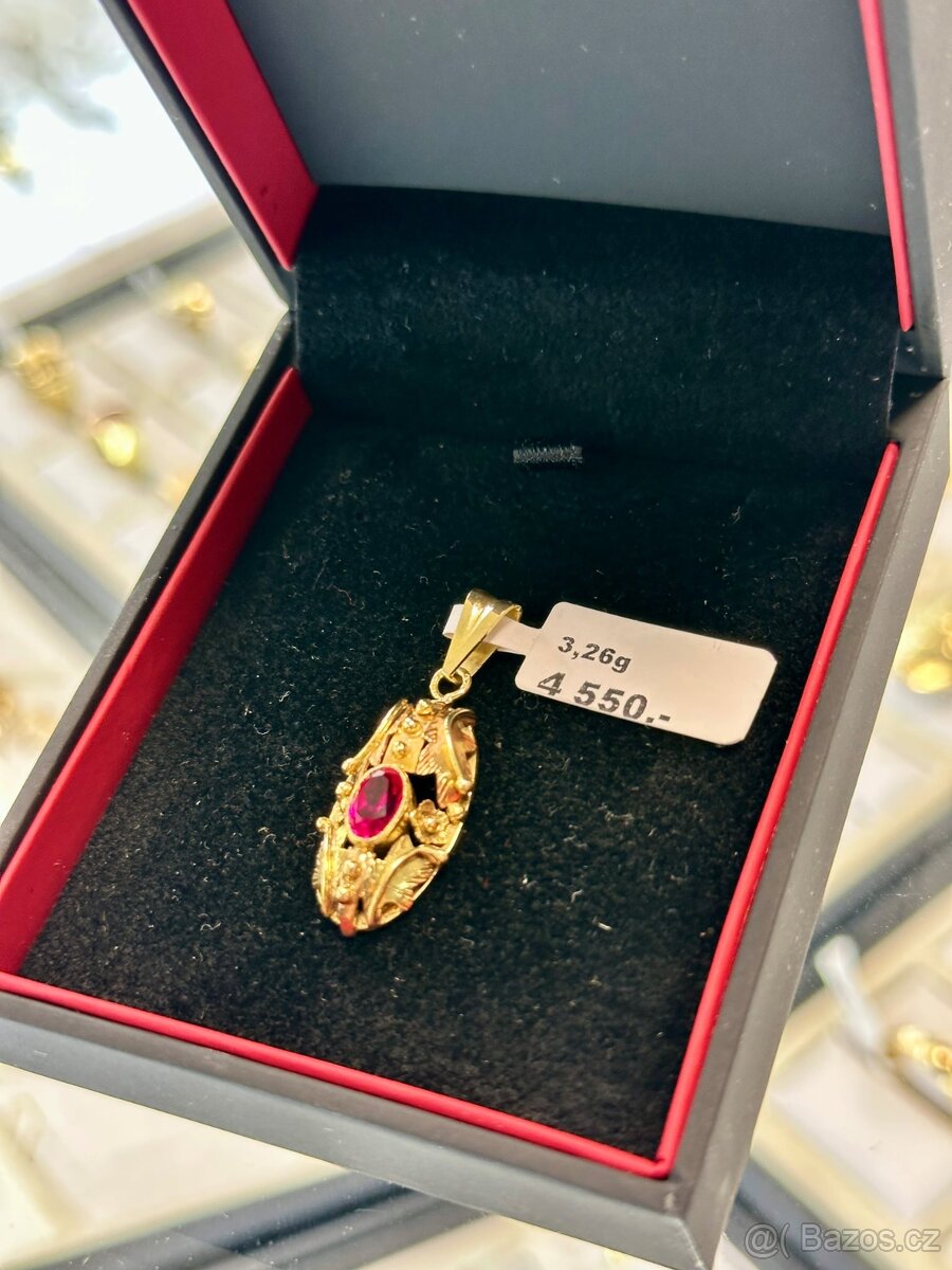 Zlatý přívěsek 3,26 g (1396 Kč/g)