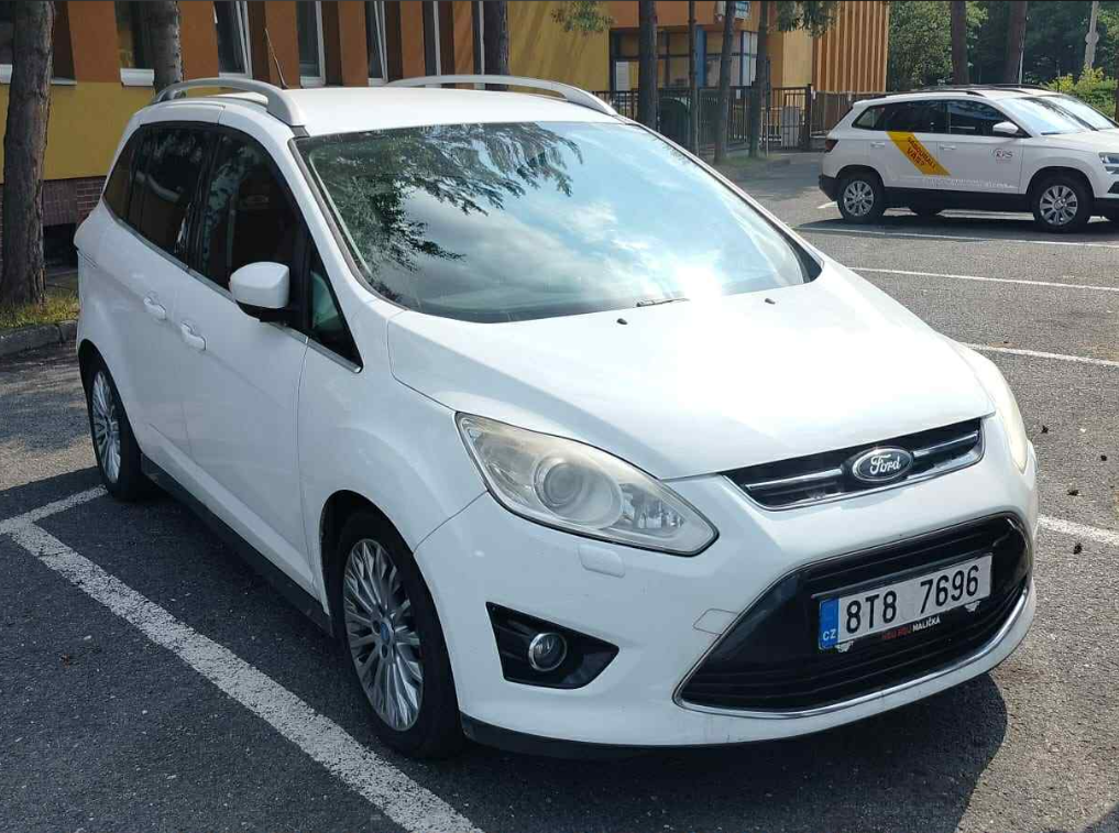 Ford C-Max Grand 2011
