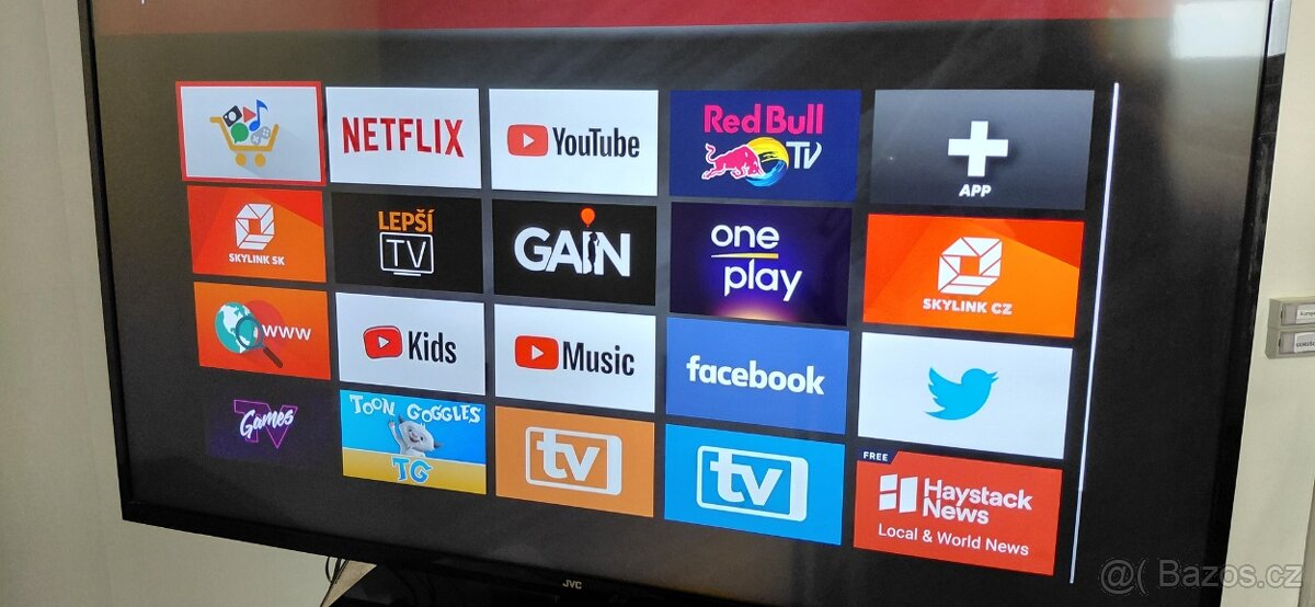 Tv smart jvc 109cm 4k.tube flix.wifi