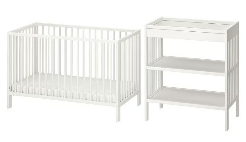 IKEA přebalovací stůl + postýlka GULLIVER