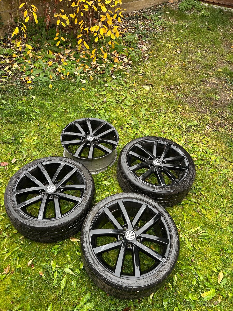 Genuine Volkswagen Golf MK6 Vancouver 5 Twin Spoke 18