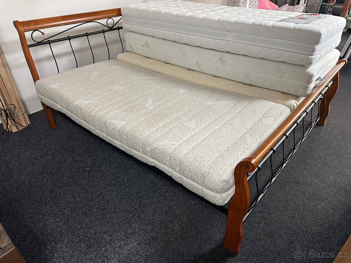 Kovová postel 180x200 cm