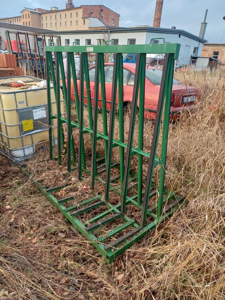 Stojan na okna, skla