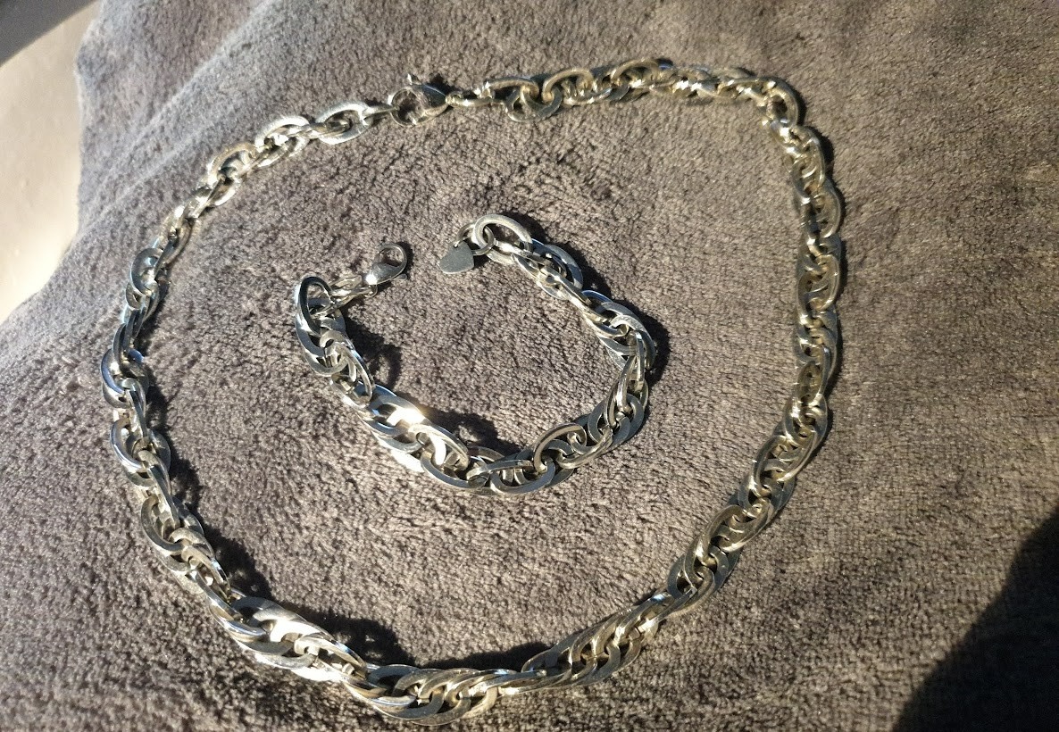 Souprava-náramek a řetízek