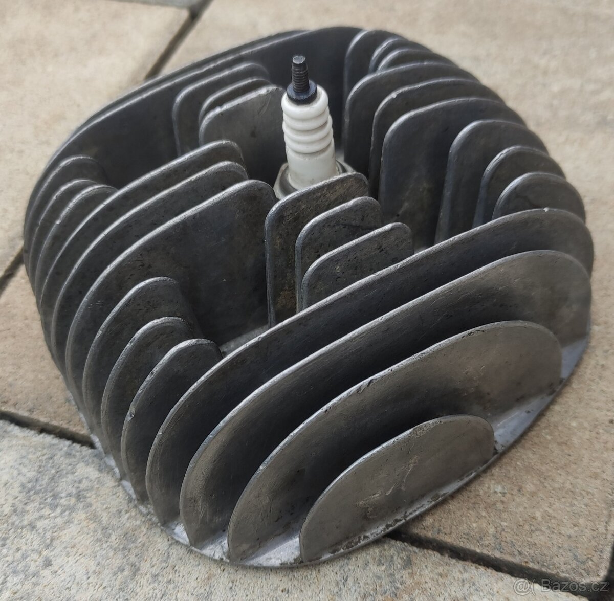 Jawa 90 - hlava motoru