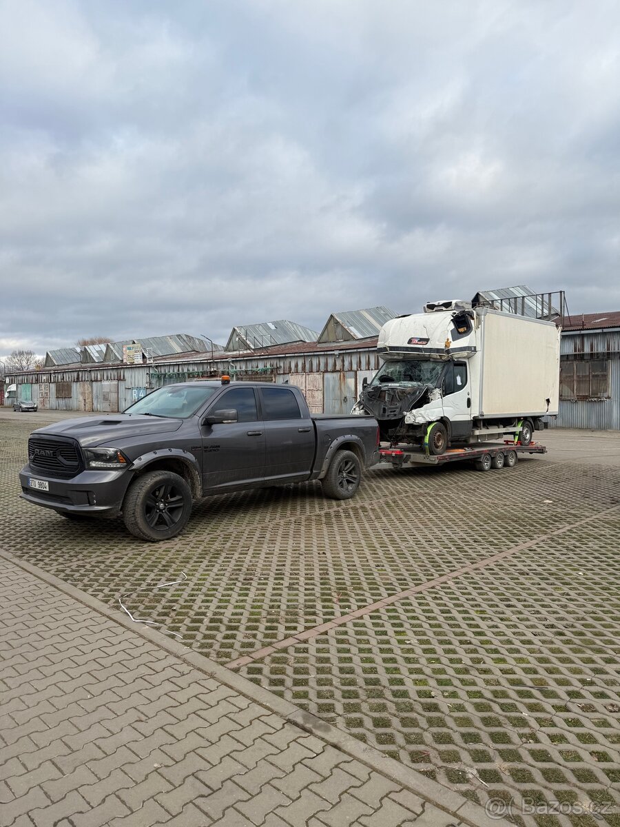 Odtah osobních a dodávkových vozidel