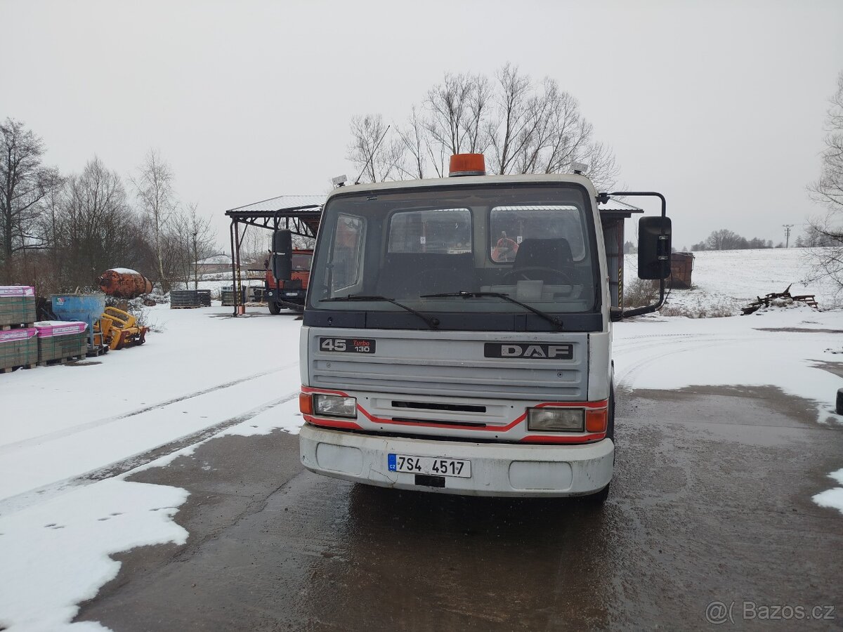 Nosič kontejnerů - DAF 45