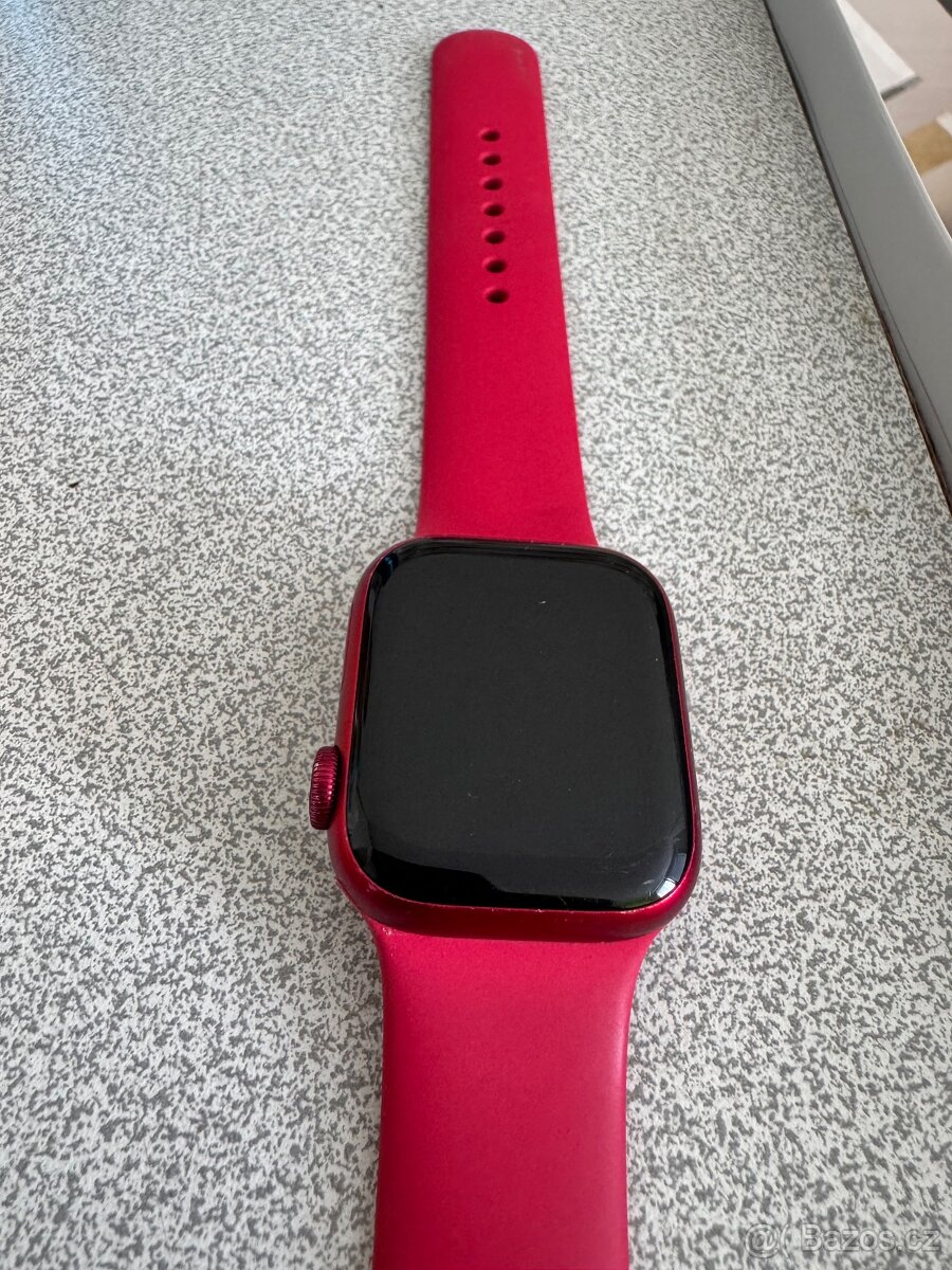 Apple Watch 7 41mm product red