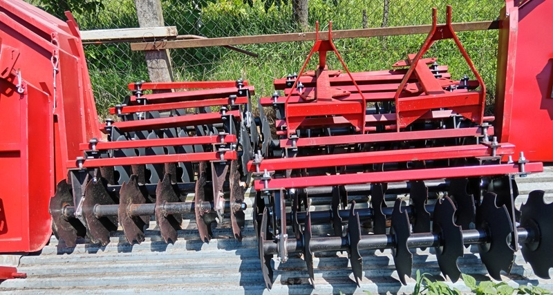 Predam diskove brany za malotraktor