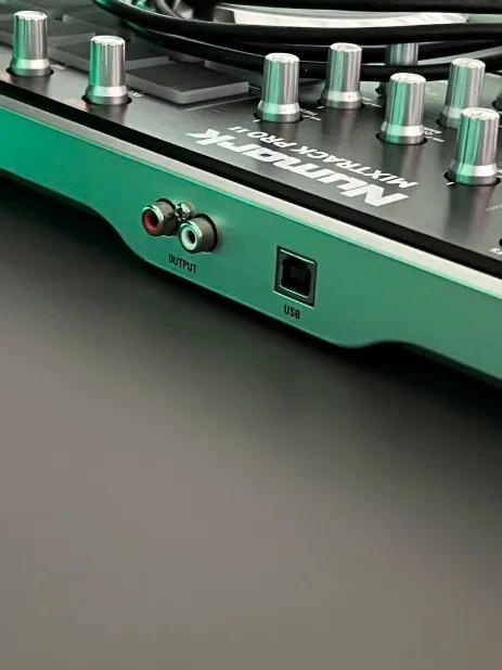 DJ kontroller Numark Mixtrack Pro II