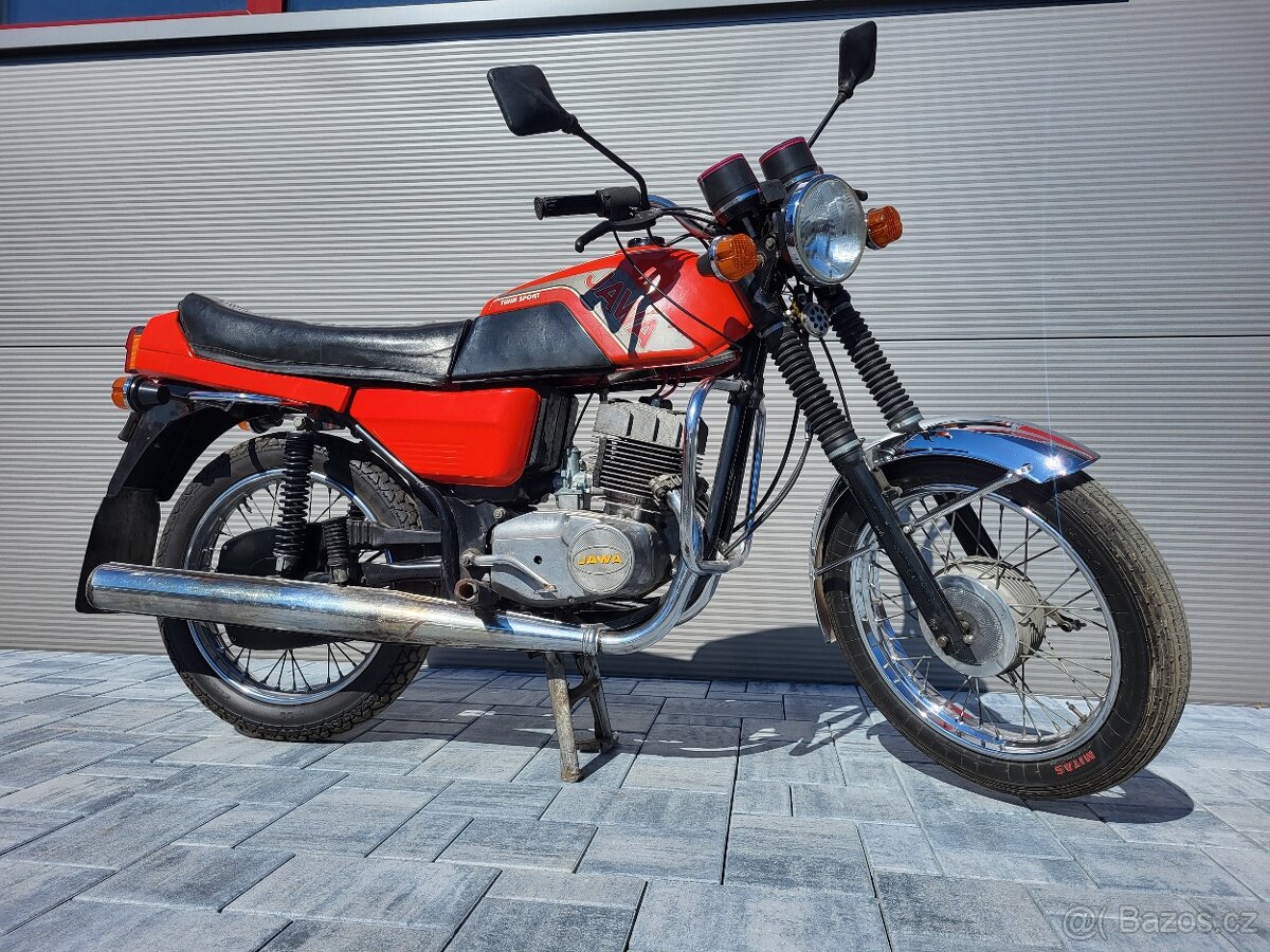 Jawa 350/638 s doklady a malou spz