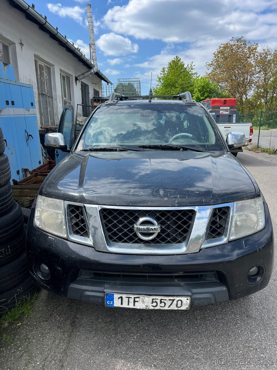 Nissan Navara D40