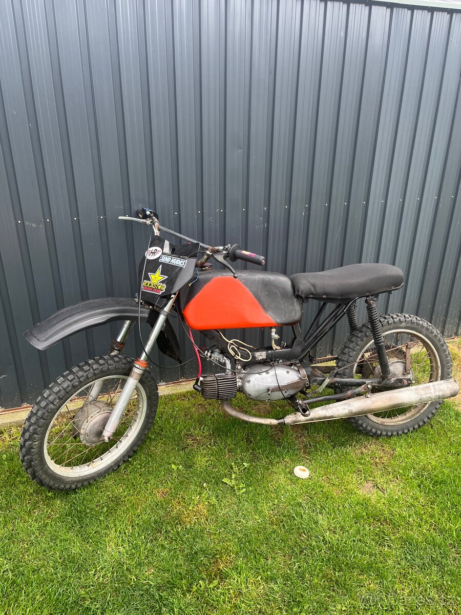 Jawa mustang cross