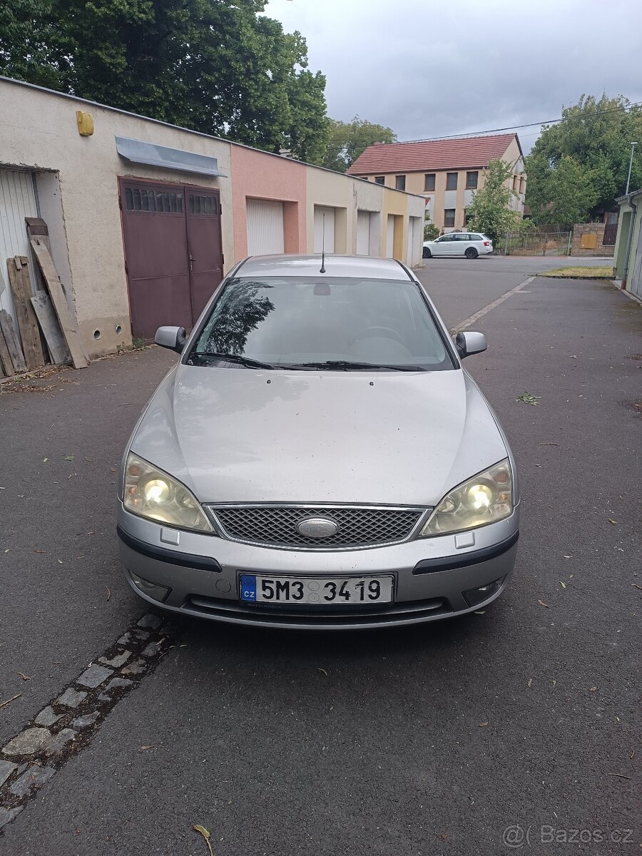 Ford mondeo 2004 2.0 benzin 107kw