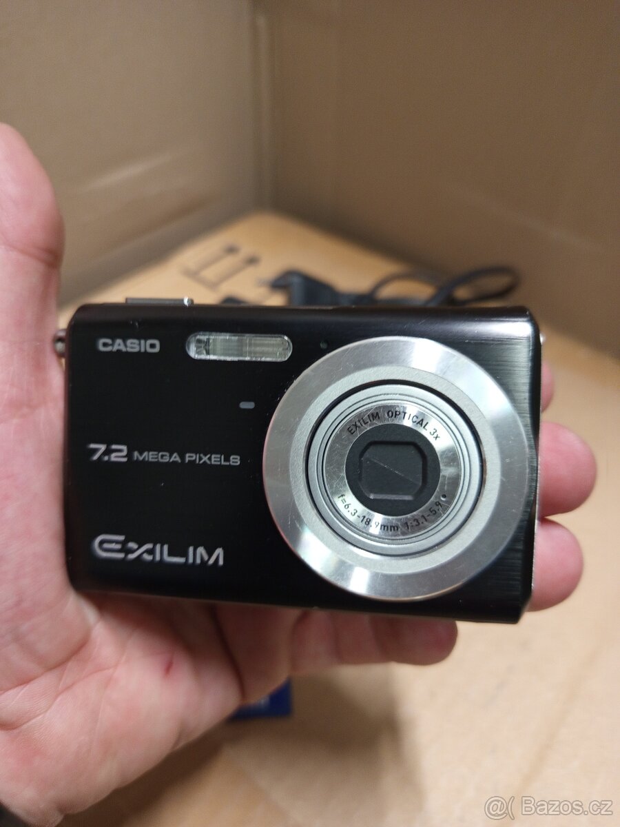 CASIO EXILIM EX-Z11