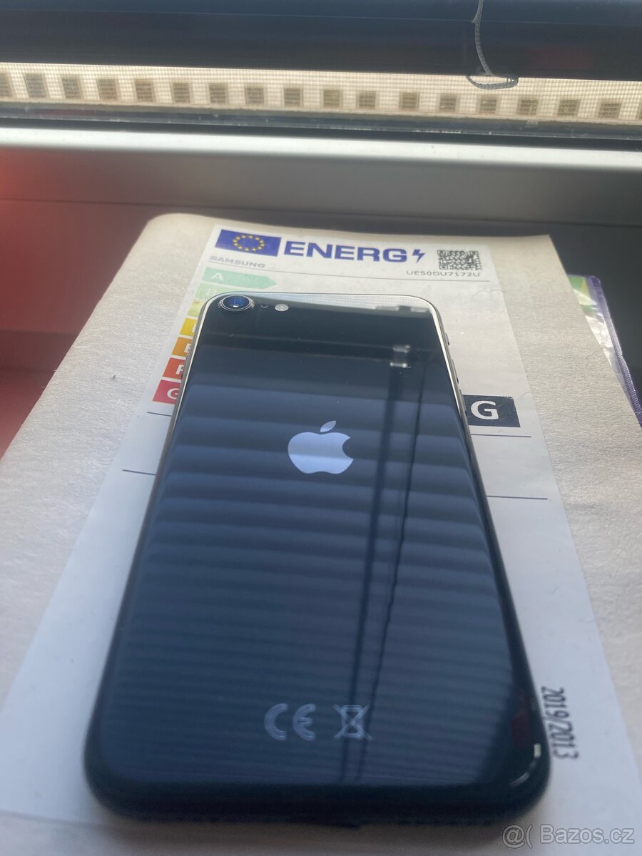 iPhone se 2020 128gb