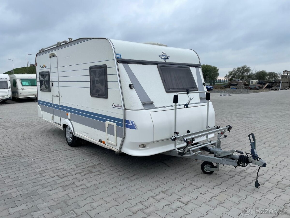 PRODÁNO Hobby Excellent 460, 4 osoby, EL.POJEZD, bojler,