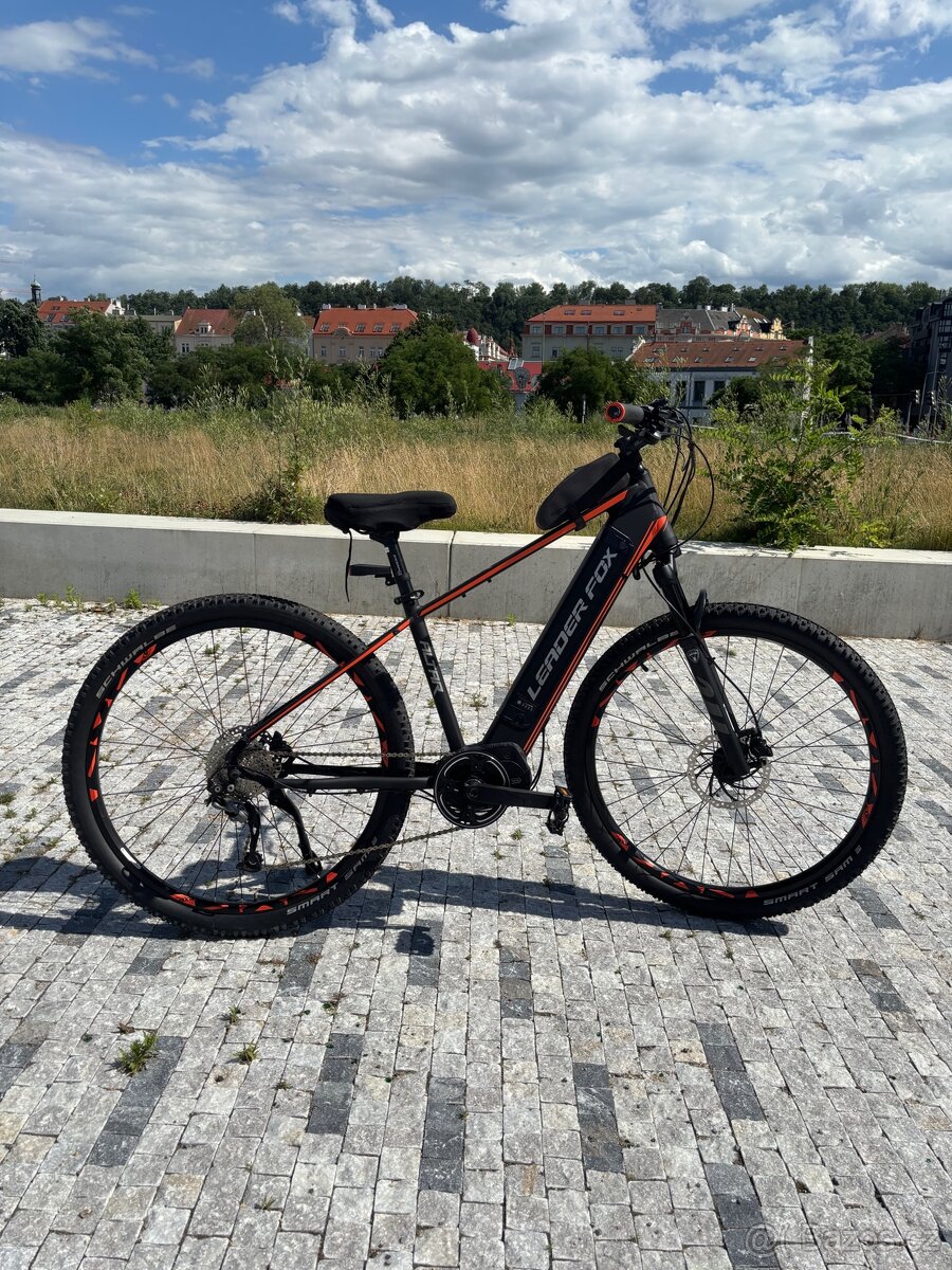Leader Fox ALTAR 29” – Dámské elektrokolo, minimálně jeté