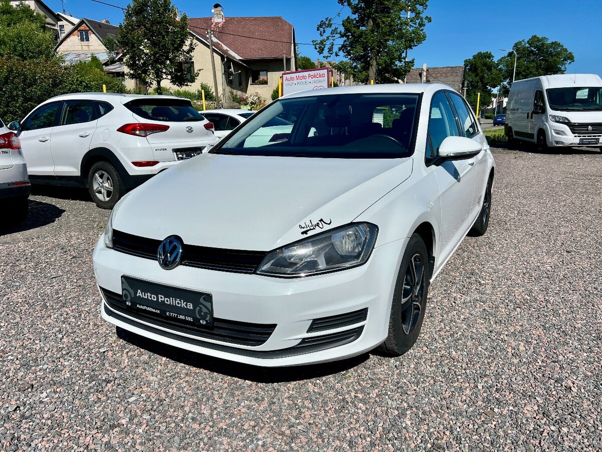 VW Golf VII 1.2 TSI 63 kW Klima,ALU,CZ