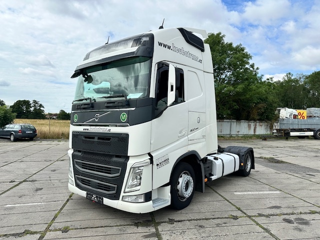 Prodám tahač Lowdeck Volvo FH460, r.v 3/2018 najeto 822000Km