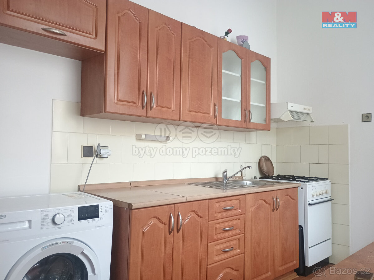 Pronájem bytu 1+1, 38 m², Děčín, ul. Sládkova