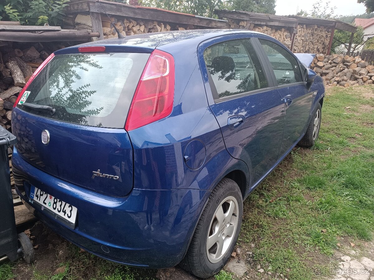 Prodám bourané Fiat Punto