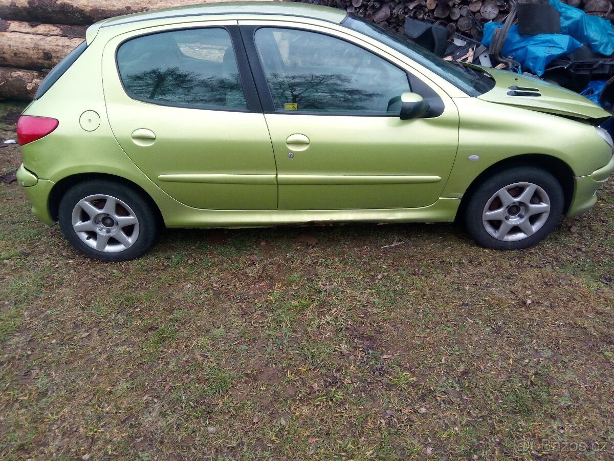 peugeot 206 1,4hdi,51kw nahradní díly