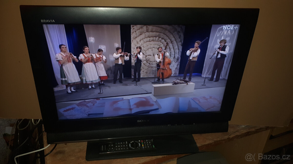 Sony KDL26L4000 velikost 66 cm