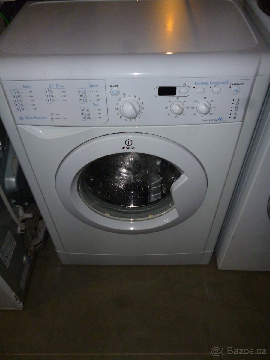 pračka indesit A+,na 5kg,1000 ot.,hloubka jen 45cm