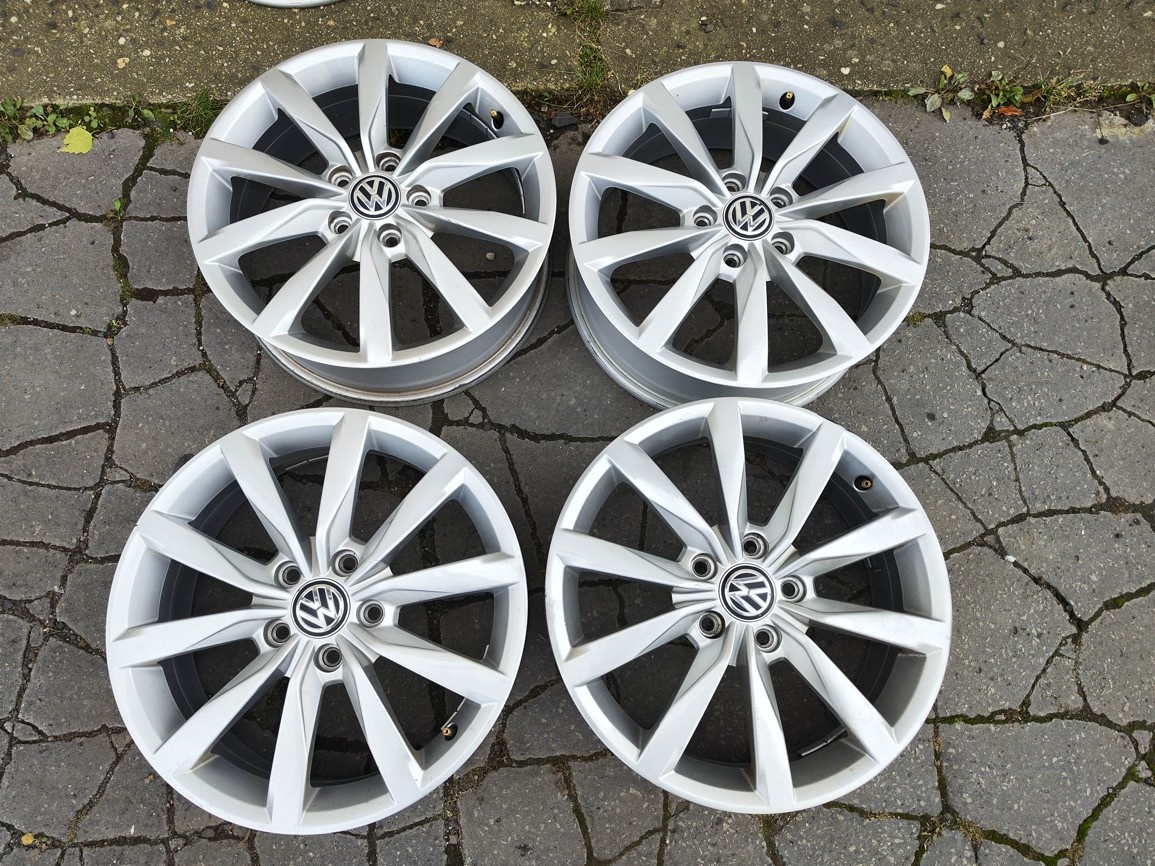 17"alu sada Dijon 5x112 origo Golf 7 GTD GTI Octavia 3 RS