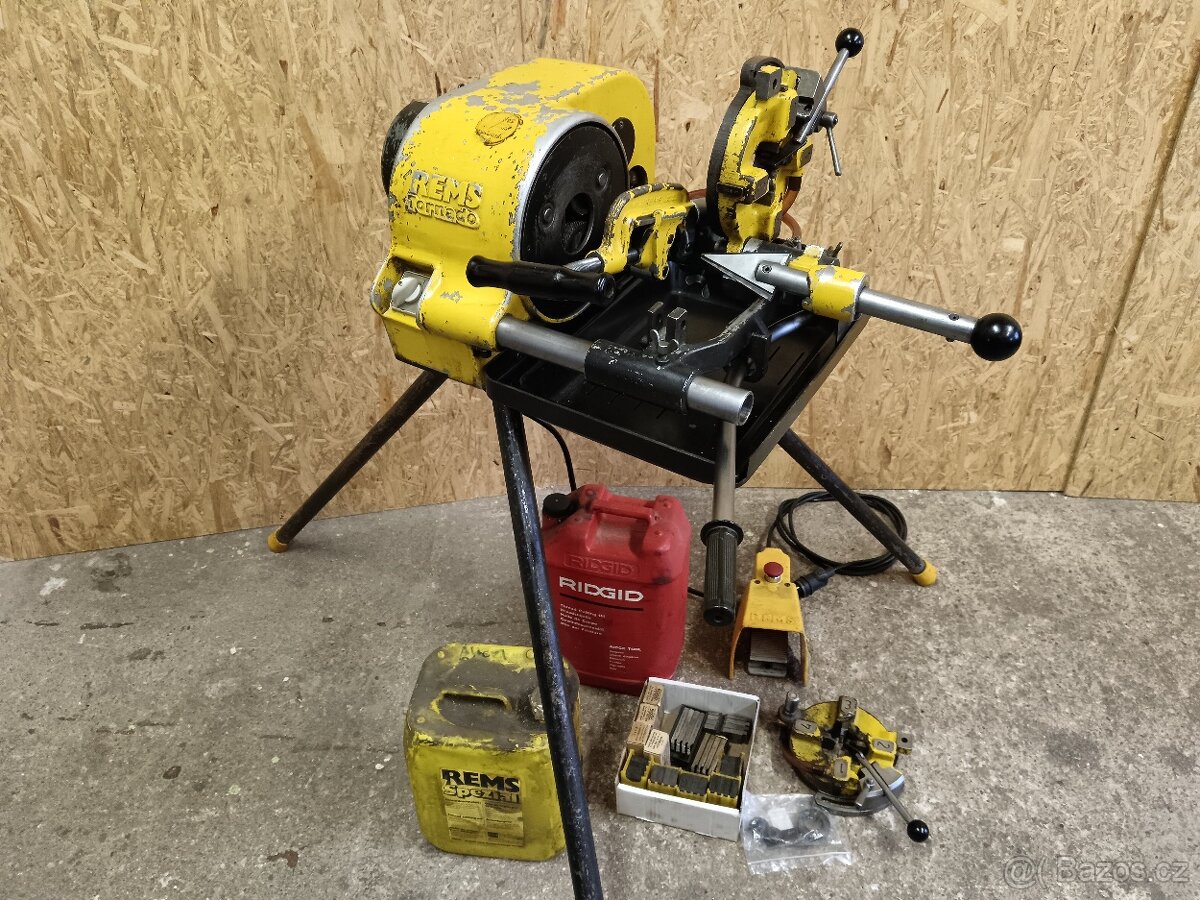 Závitořez REMS TORNADO, stacionární závitořez