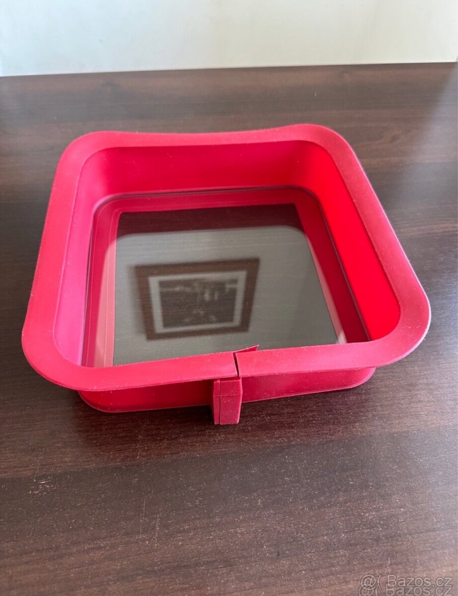 Silikonová dortová forma čtvercová, 24x24 cm