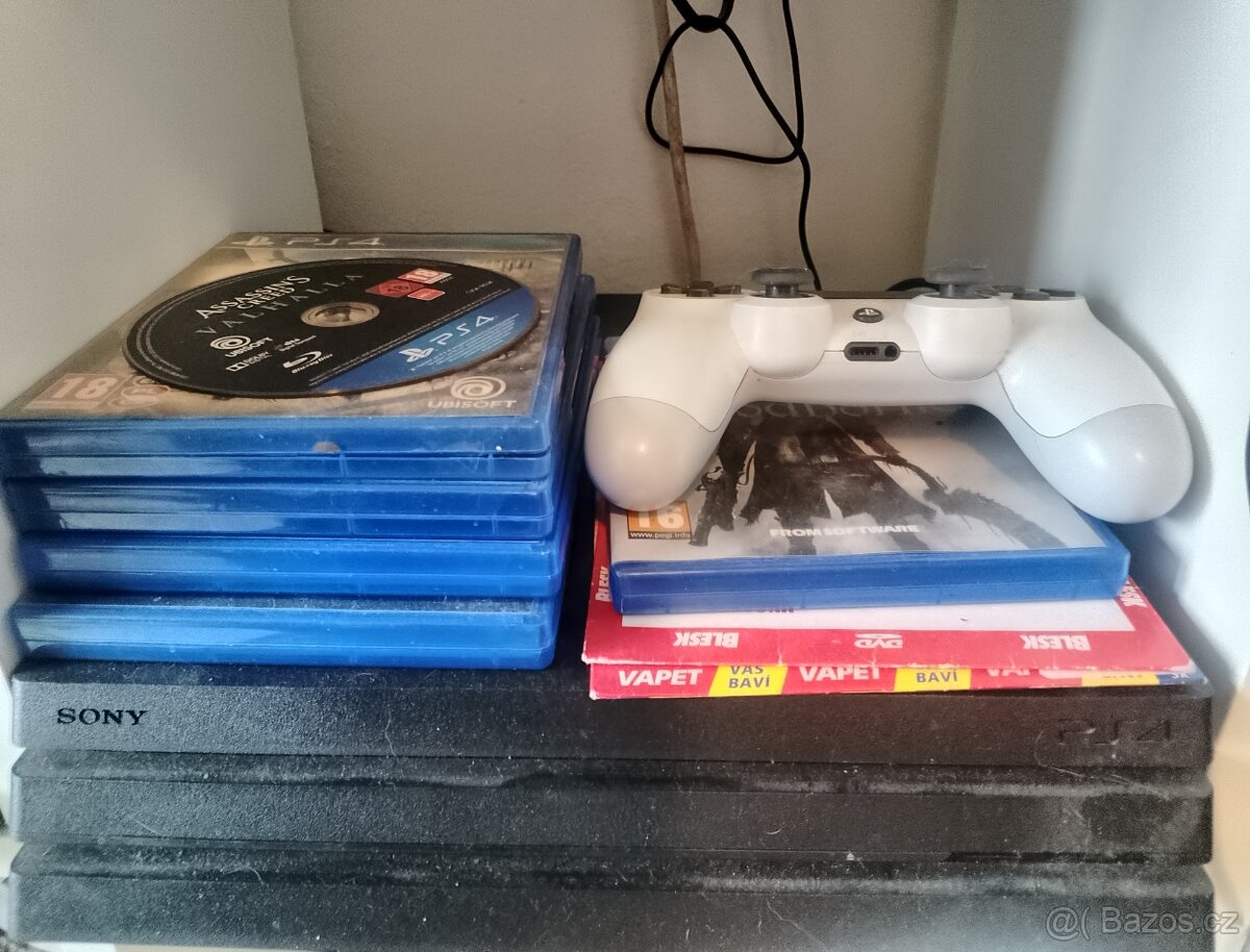 Prodám PS4 Pro