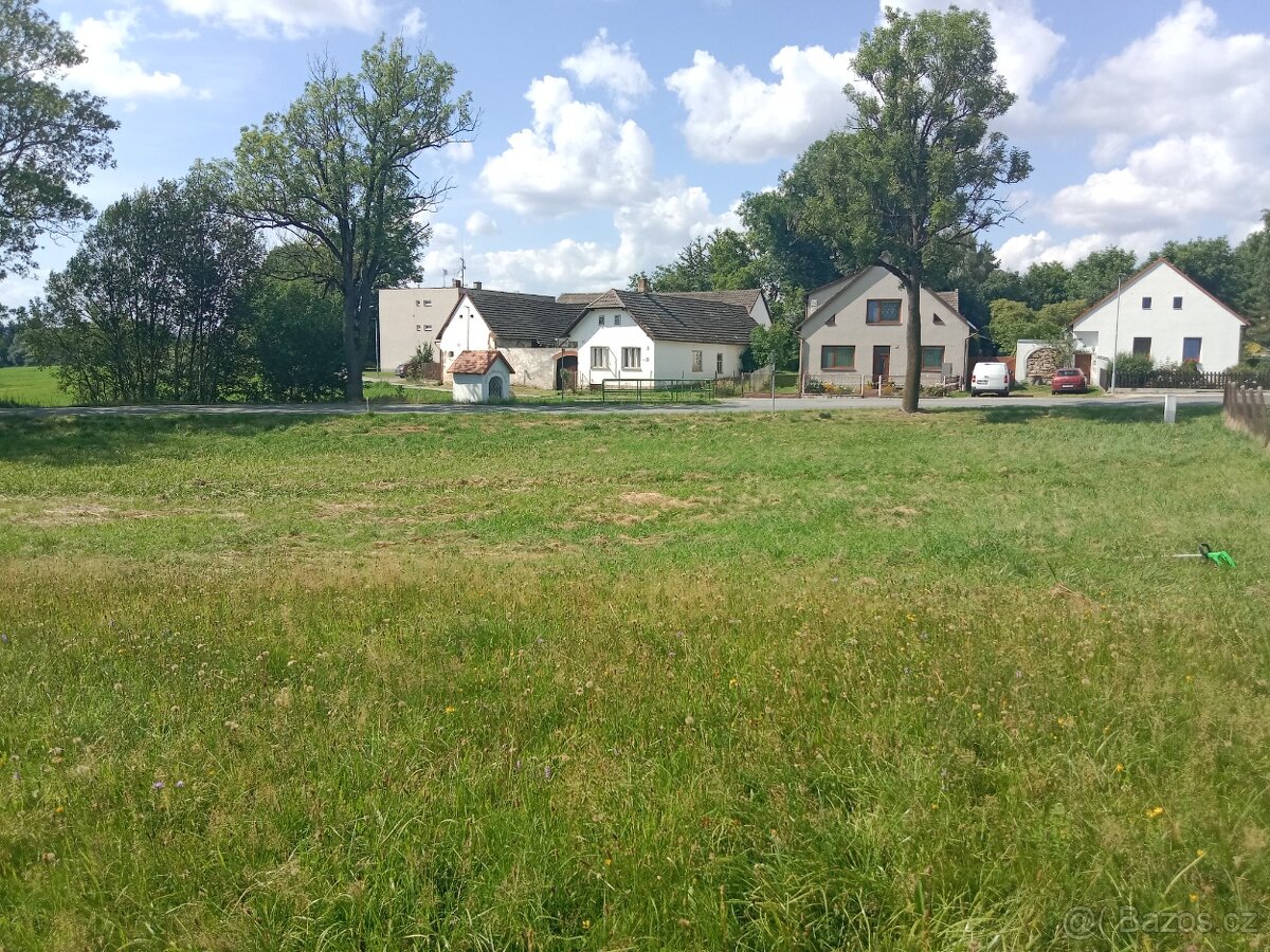 Stavební pozemek, 1405 m2.