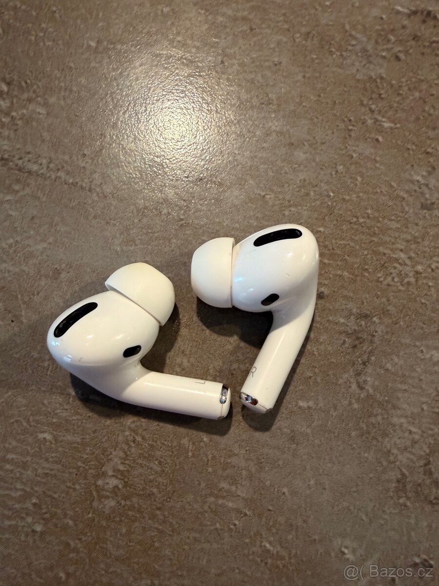 Apple airpods gen 1