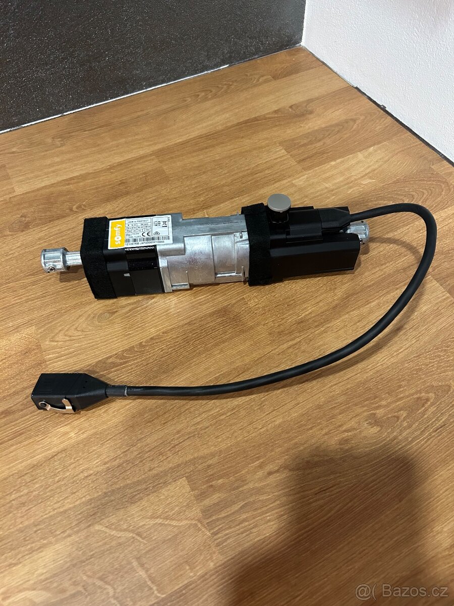 Žaluziový motor Somfy J406 IO Protect