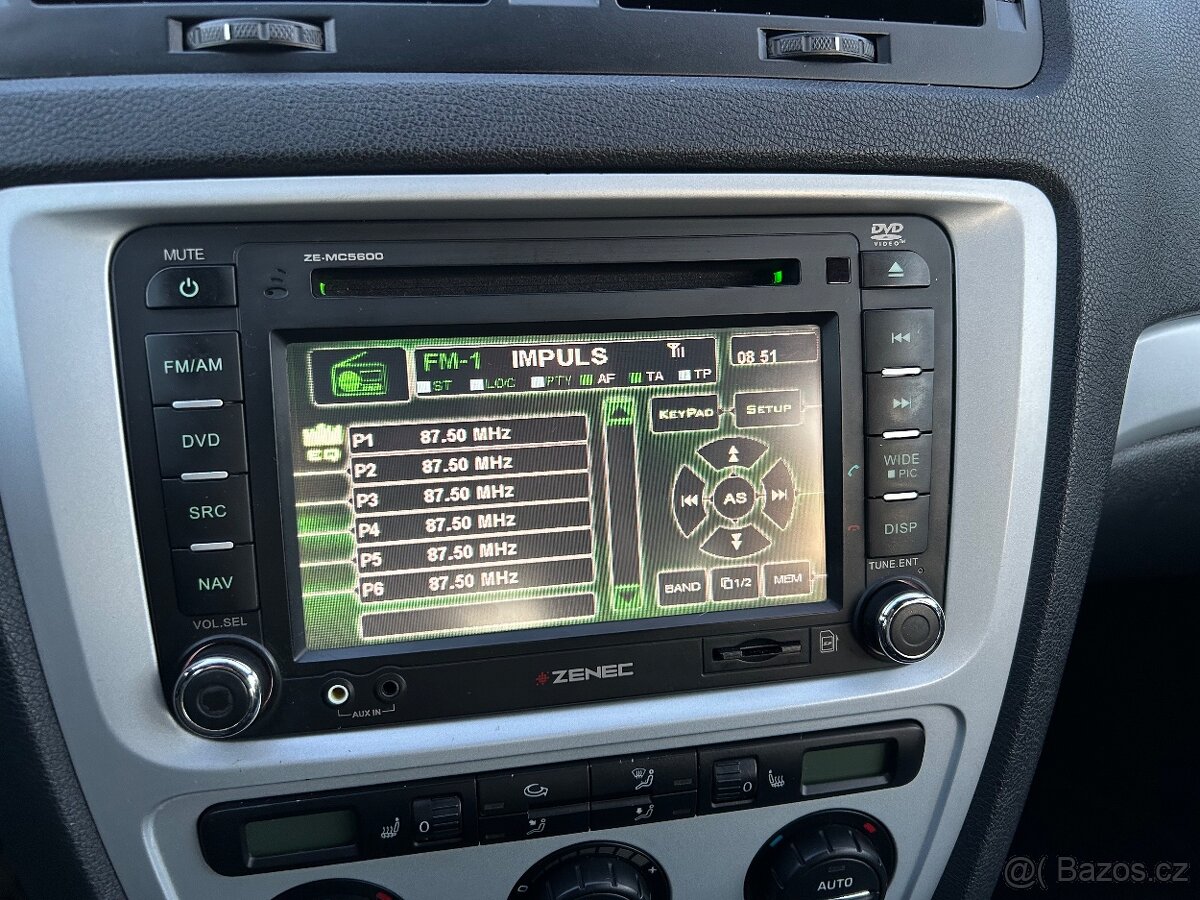 Prodam autoradio zenec