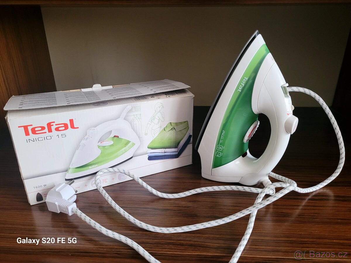Žehlička Tefal