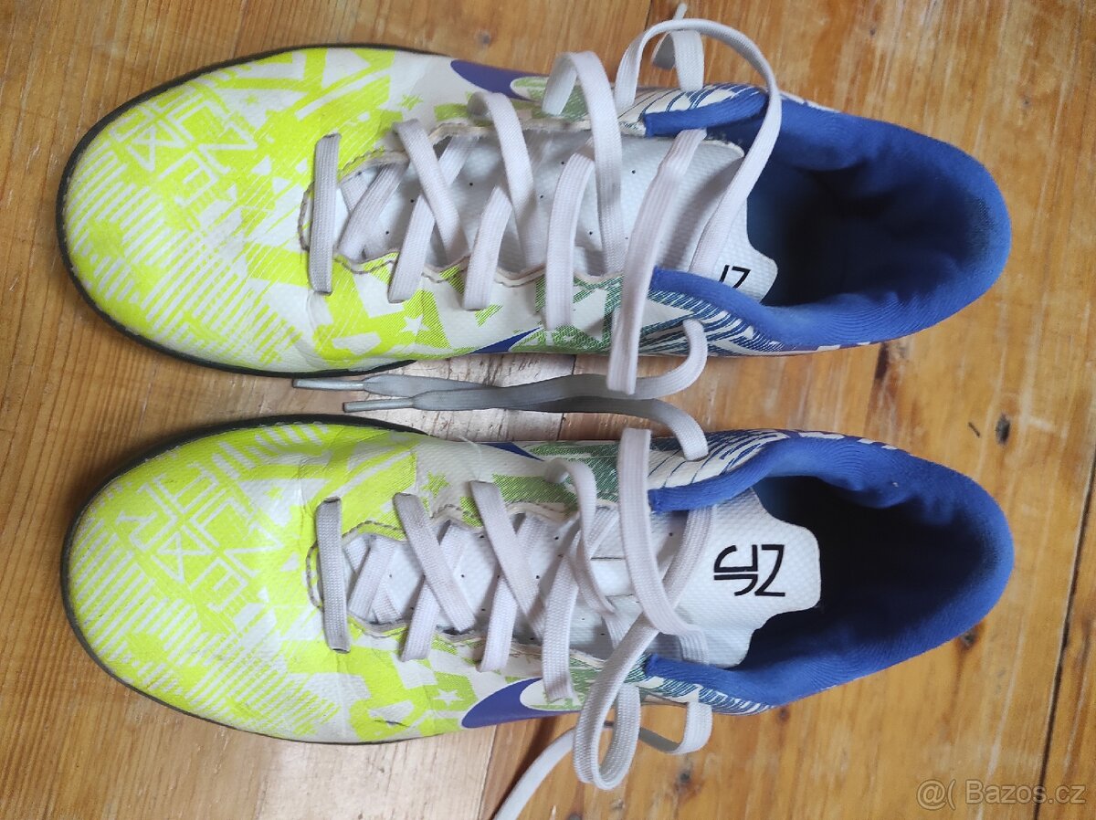 Sálovky Nike, vel 38,5