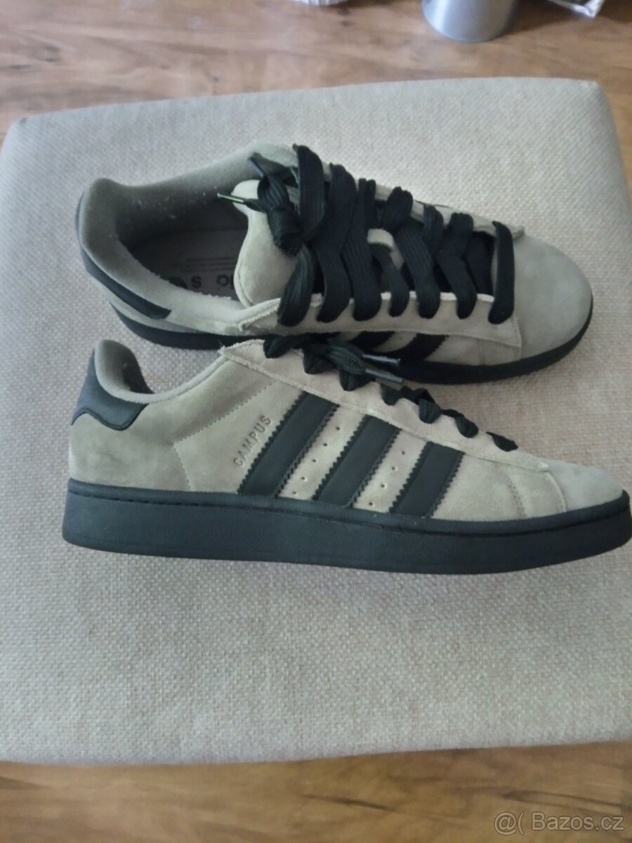 Boty Adidas vel.46, nošené skvělý stav