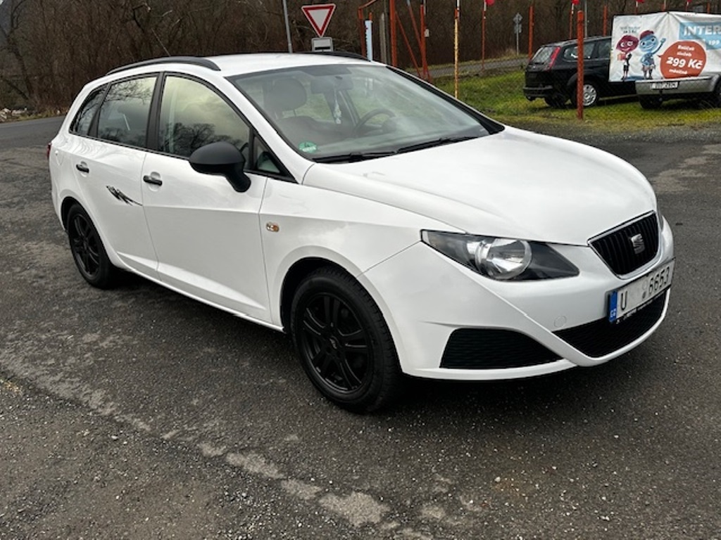 Seat ibiza 1.2i 51kw, EUR5, r.2011, STK, klima, serviska